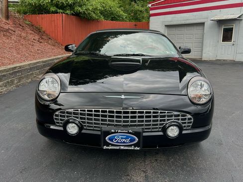 Used 2002 Ford Thunderbird RWD image 15