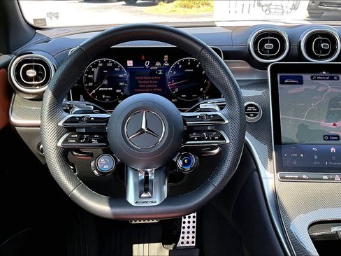 Certified 2025 Mercedes-Benz GLC 43 AMG 4MATIC image 6