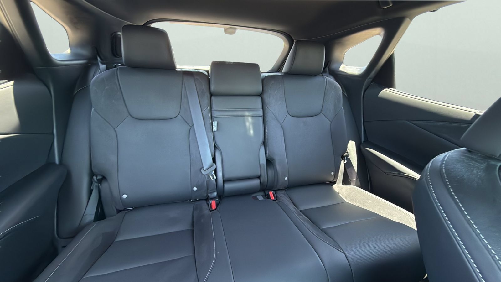 Used 2024 Lexus RX 350 w/ Convenience Package AWD/4WD image 25