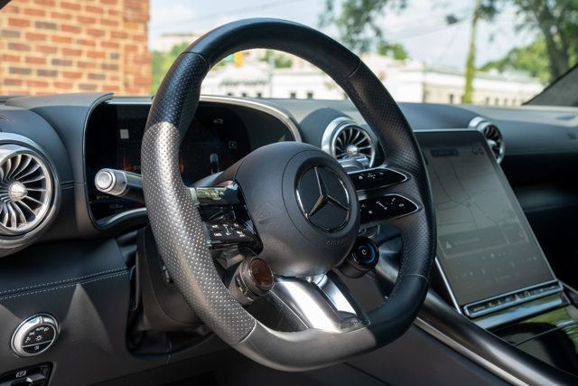 Used 2022 Mercedes-Benz SL 63 AMG 4MATIC image 21