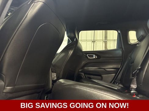 New 2025 Jeep Compass Limited w/ Sun & Sound Group image 16