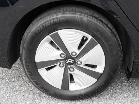 Used 2020 Hyundai Ioniq Blue FWD image 31