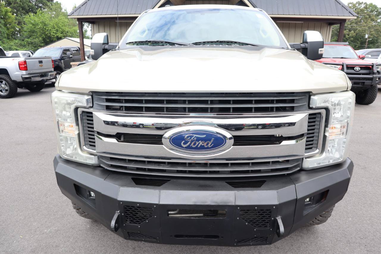 Used 2017 Ford F250 XLT w/ XLT Premium Package AWD/4WD image 2
