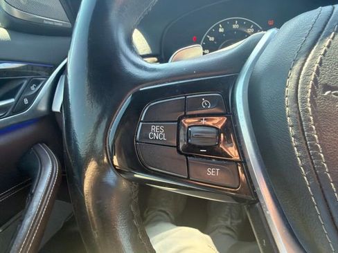 Used 2018 BMW 530e xDrive AWD/4WD image 46