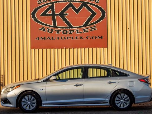 Used 2016 Hyundai Sonata SE image 7
