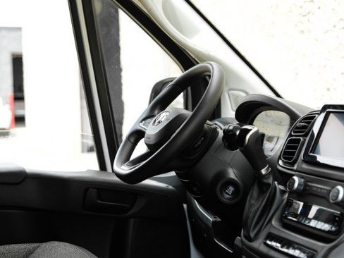 Used 2023 RAM ProMaster 2500 FWD image 16