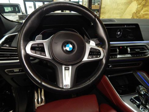 Used 2022 BMW X6 xDrive40i w/ Executive Package image 9