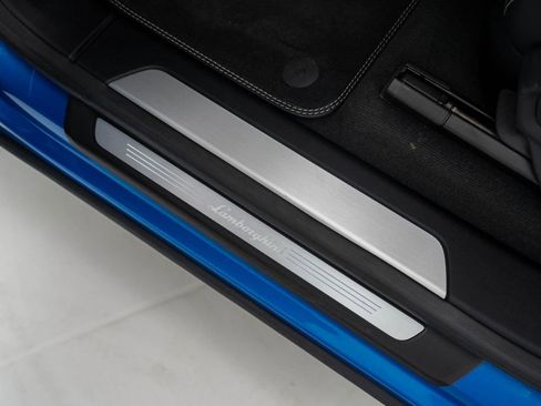 Used 2023 Lamborghini Urus S image 17