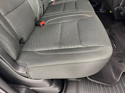 Used 2025 RAM 1500 Big Horn AWD/4WD image 33