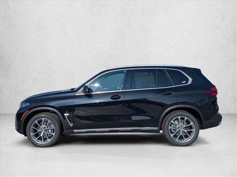 New 2026 BMW X5 xDrive40i w/ Premium Package image 5