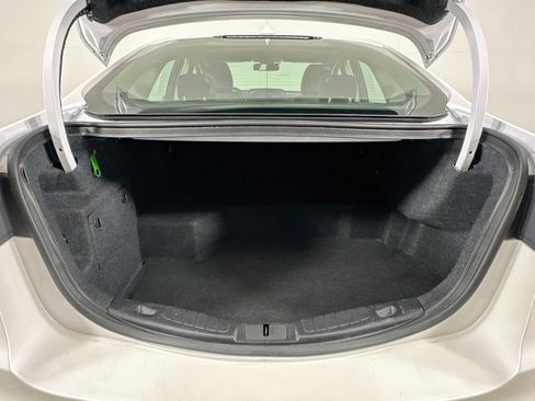 Used 2019 Ford Fusion SEL FWD image 29
