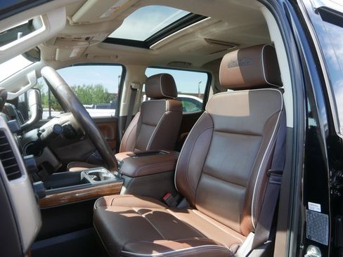 Used 2016 Chevrolet Silverado 3500 High Country w/ Duramax Plus Package AWD/4WD image 2