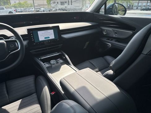 New 2026 Lincoln Nautilus Reserve image 30