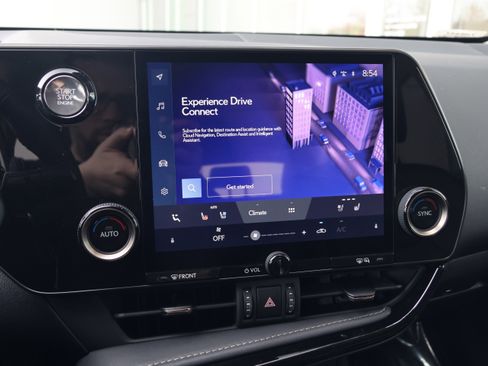 Used 2025 Lexus NX 250 FWD w/ Towing Package (2000 Lbs) image 25