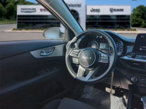 Used 2023 Kia Forte LXS w/ LXS Technology Package FWD image 30