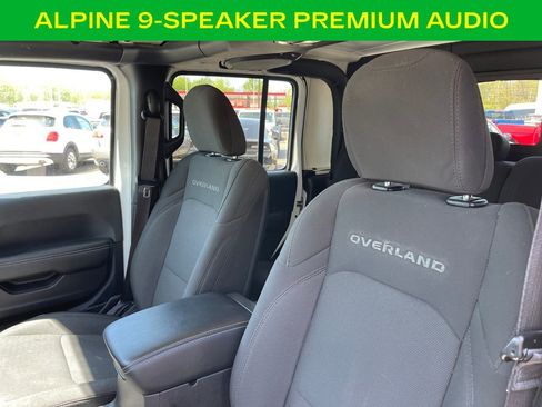 Used 2023 Jeep Gladiator Overland AWD/4WD image 17