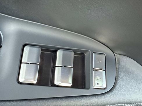 New 2025 Lincoln Navigator L Reserve w/ Jet Appearance Package image 19