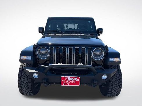 Used 2022 Jeep Gladiator Overland w/ Popular Equipment Package AWD/4WD image 2