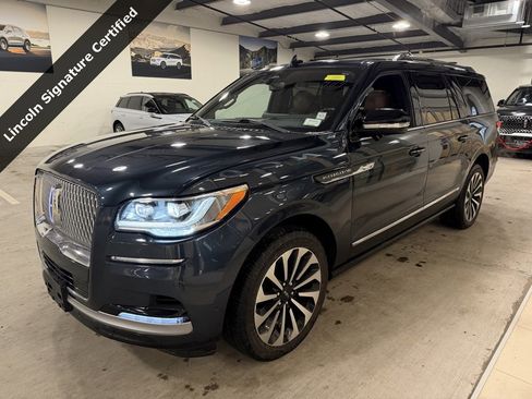 Certified 2022 Lincoln Navigator L Reserve image 10