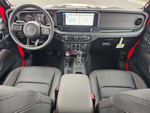 New 2025 Jeep Wrangler Unlimited Rubicon image 10