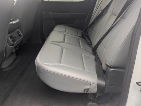 Used 2022 Ford F150 Lightning Pro image 19