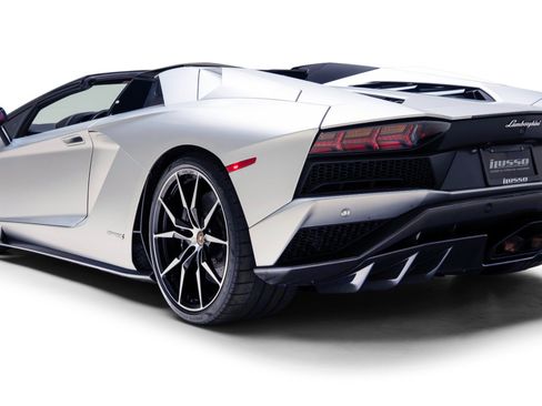 Used 2018 Lamborghini Aventador S AWD/4WD image 80