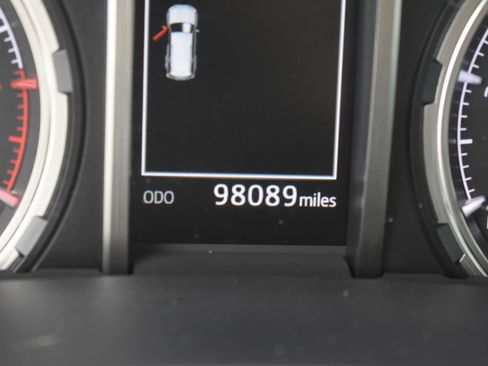 Used 2022 Toyota 4Runner TRD Off-Road Premium image 34