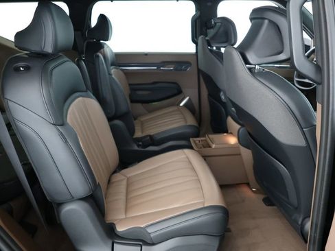 Used 2025 Kia EV9 GT-Line image 22