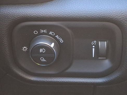 Certified 2023 RAM 1500 Big Horn image 25