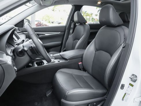 Certified 2023 INFINITI QX50 Luxe AWD/4WD image 17