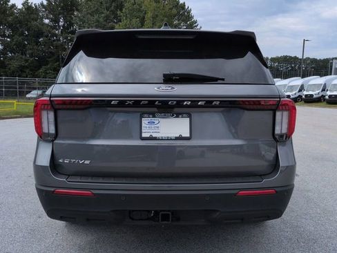 New 2025 Ford Explorer Active image 5