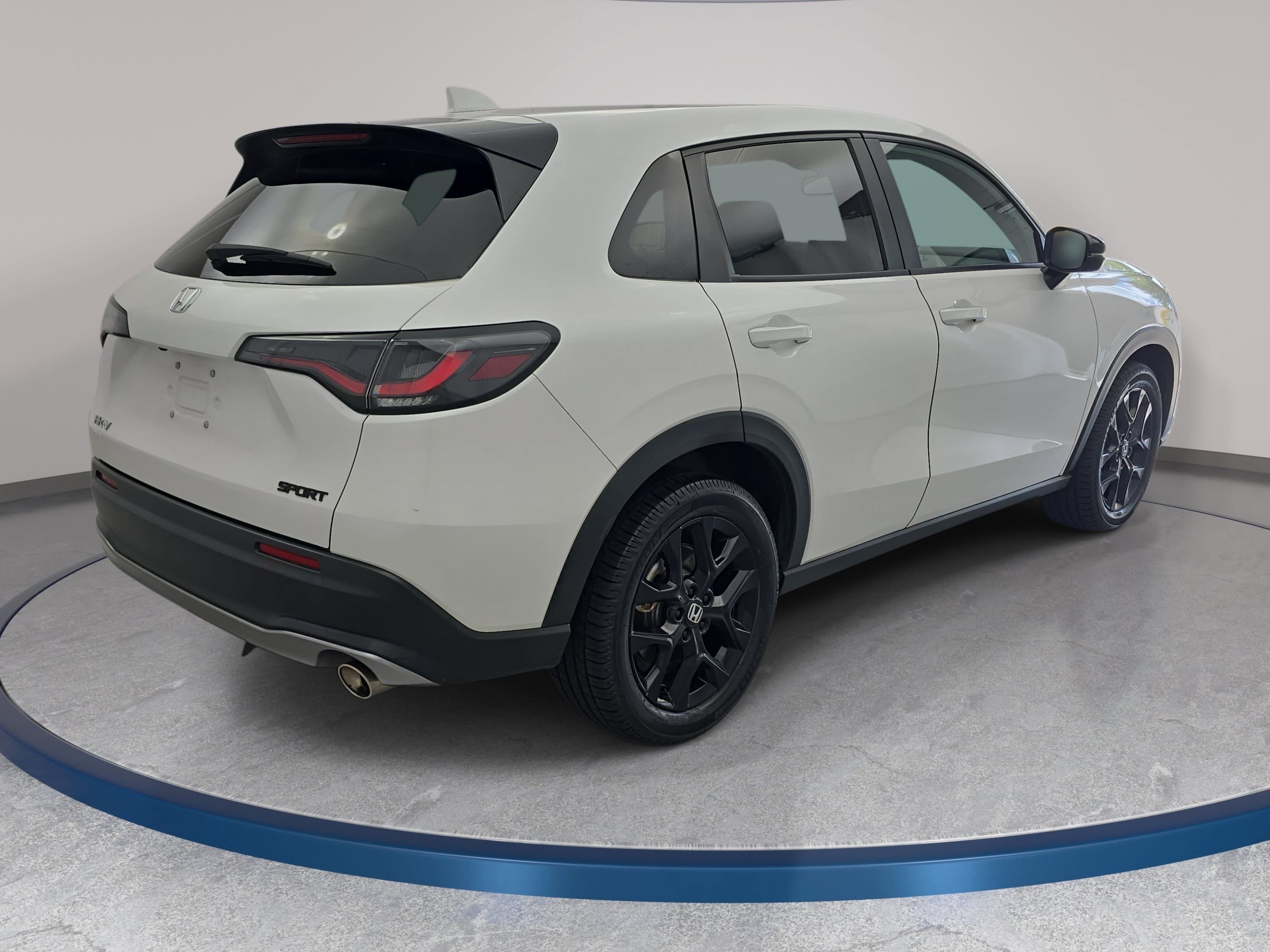 Used 2025 Honda HR-V Sport image 5