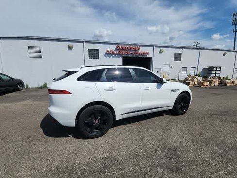 Used 2017 Jaguar F-PACE R-Sport AWD/4WD image 12
