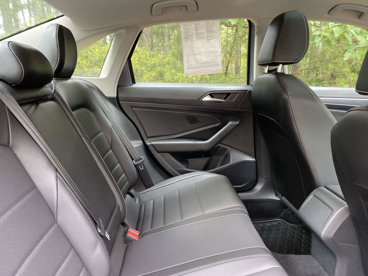 Used 2022 Volkswagen Jetta SE FWD image 17
