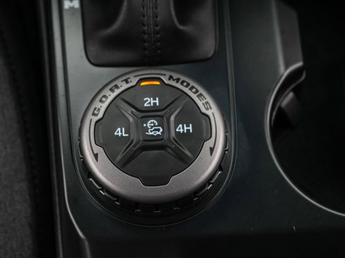 New 2025 Ford Bronco 4-Door image 25