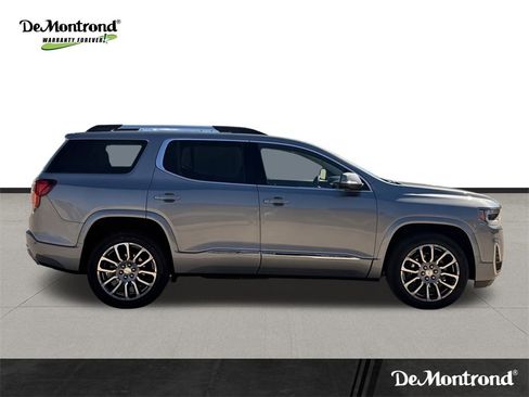Used 2023 GMC Acadia Denali w/ Trailering Package image 4
