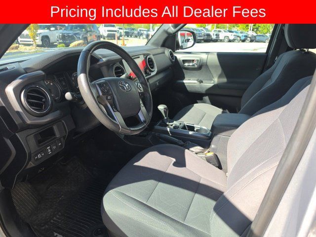 Used 2019 Toyota Tacoma TRD Off-Road AWD/4WD image 22