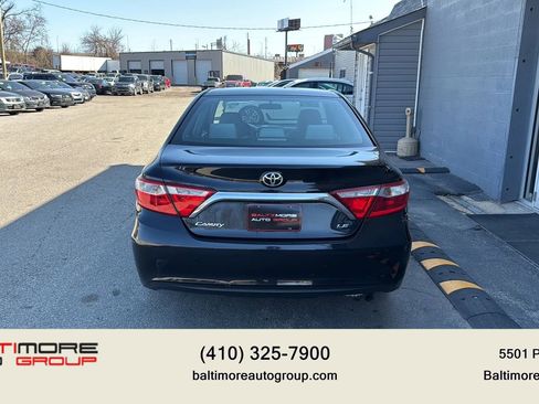 Used 2017 Toyota Camry LE image 5