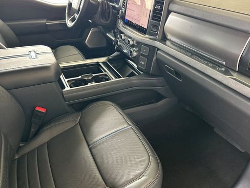 New 2026 Ford F250 Platinum AWD/4WD image 17