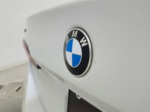 Used 2025 BMW 540i xDrive image 17