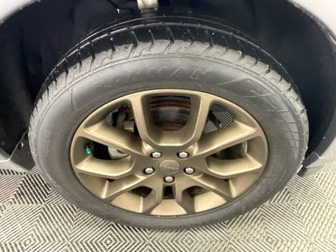 Used 2018 Dodge Durango GT w/ Premium Group AWD/4WD image 32