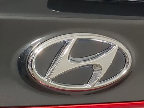 Used 2023 Hyundai Santa Fe SEL AWD/4WD image 13
