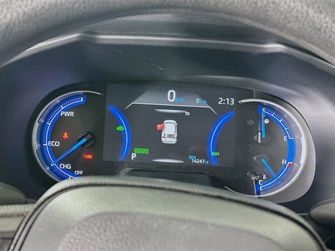 Used 2025 Toyota RAV4 LE AWD/4WD image 19