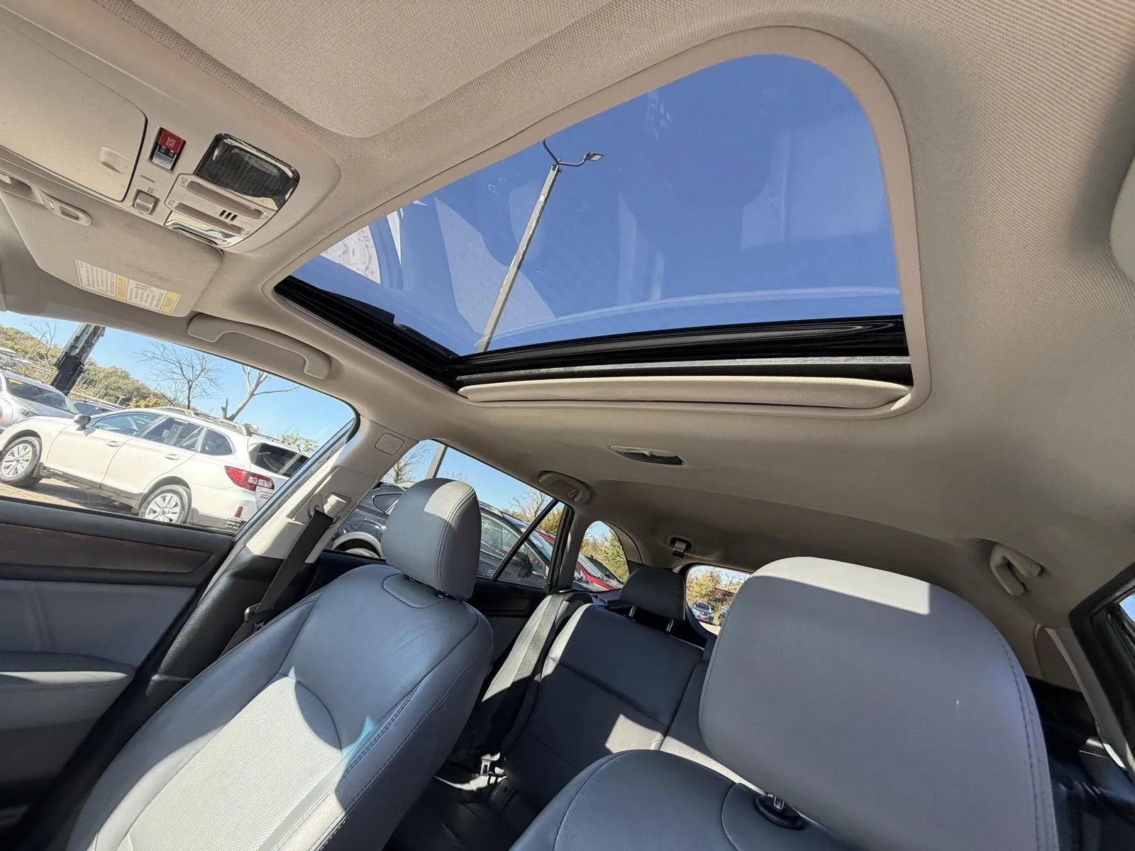 Used 2018 Subaru Outback 2.5i Limited AWD/4WD image 19