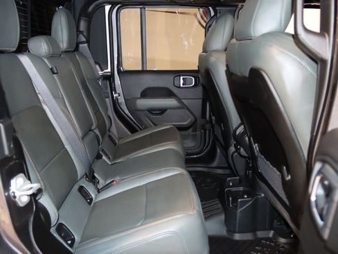 Used 2026 Jeep Gladiator Mojave AWD/4WD image 85