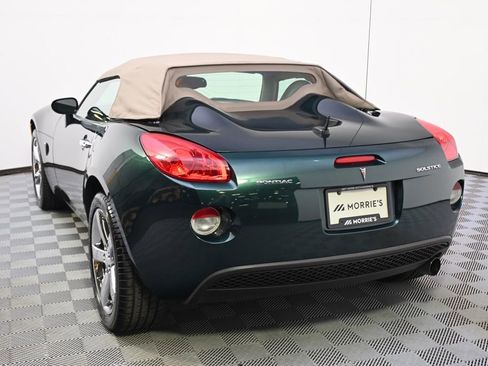 Used 2007 Pontiac Solstice Convertible w/ Premium Package RWD image 4