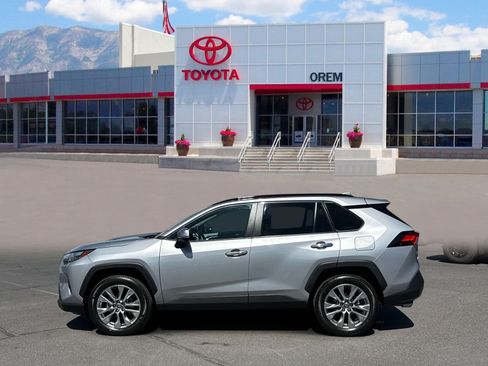 Used 2025 Toyota RAV4 Limited w/ Advanced Technology Package AWD/4WD image 6