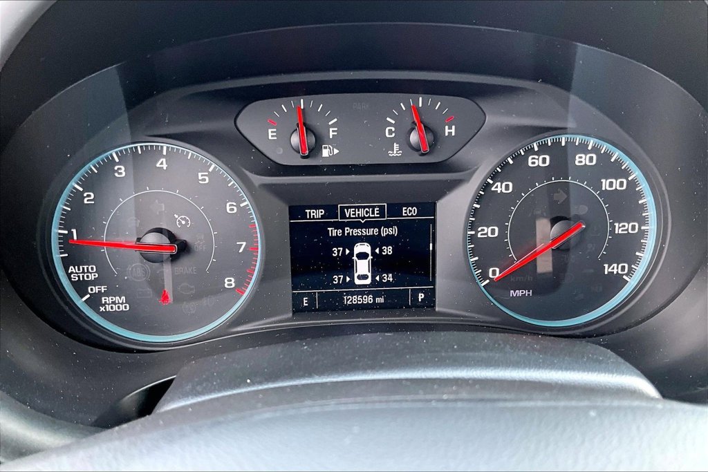 Used 2023 Chevrolet Malibu LS FWD image 18