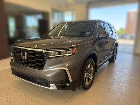 Certified 2024 Honda Pilot EX-L image 5
