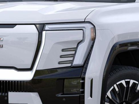 New 2026 GMC Sierra EV Denali image 34